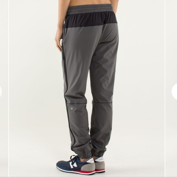 Lululemon Track To Reality Lined Pants Joggers Gym Running Track pants Size 10 - Picture 2 of 14